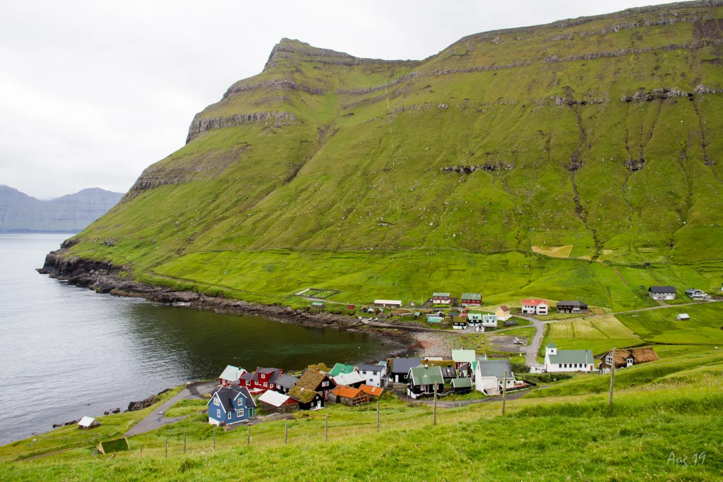 Funningsfjørður (Sniðsgil) - Elduvík