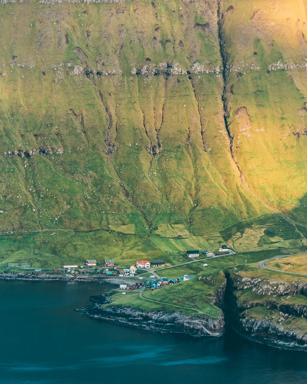 Elduvík - Funningsfjørður - Elduvík