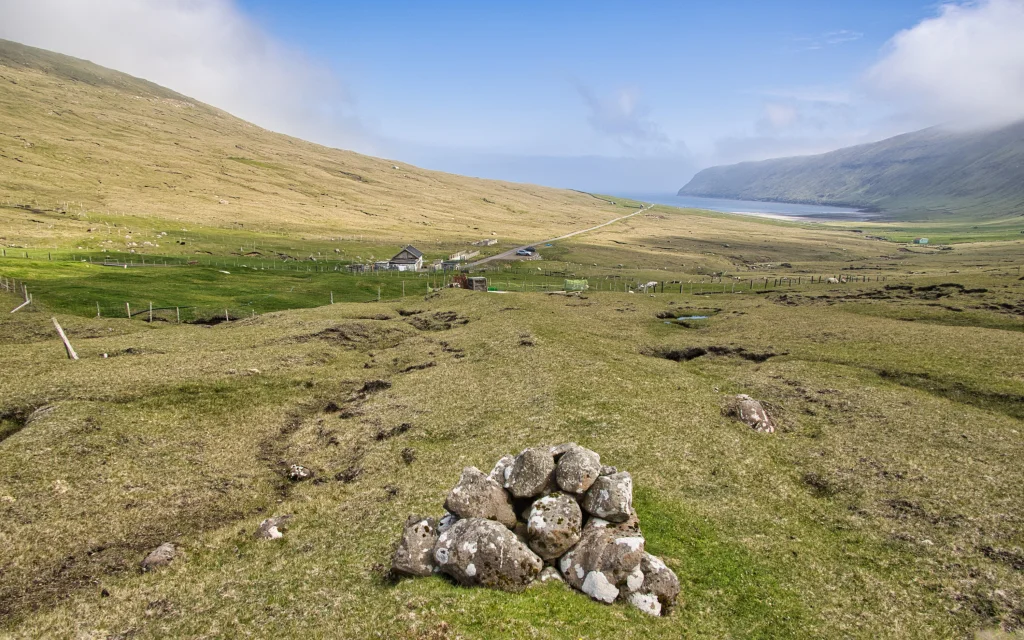 Sandvík - Hvalba