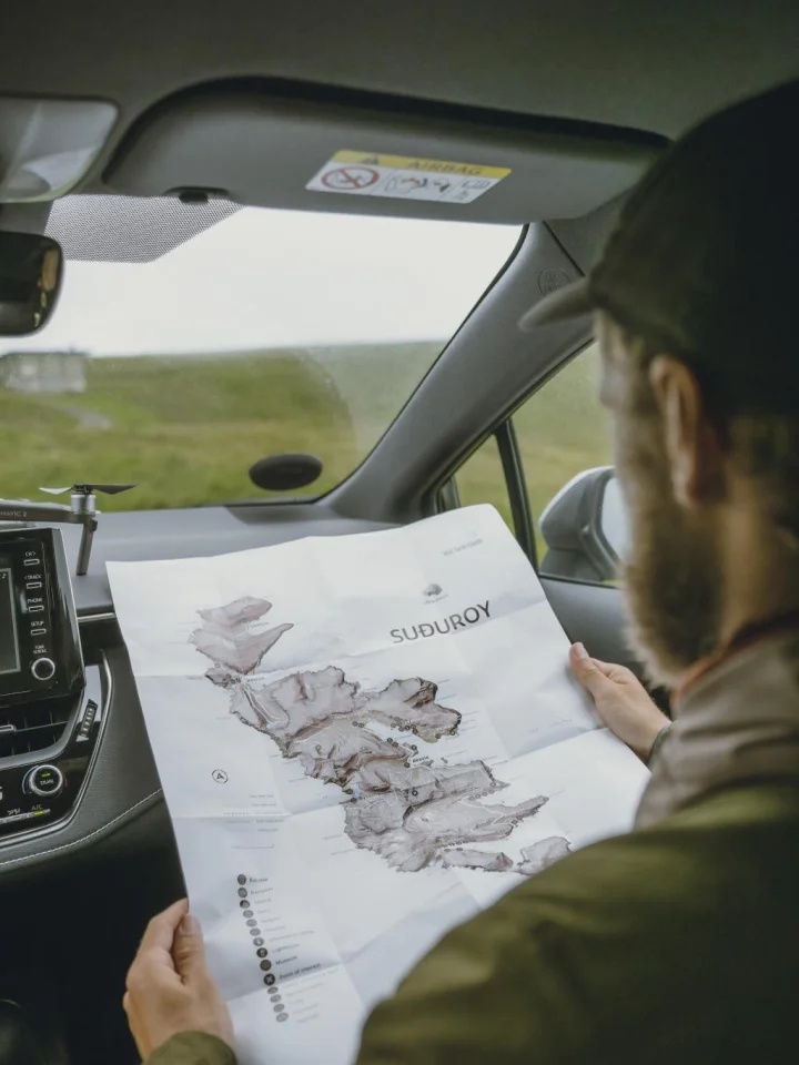 Thumbnail of - Driving in the Faroe Islands using one of the detailed reginal maps