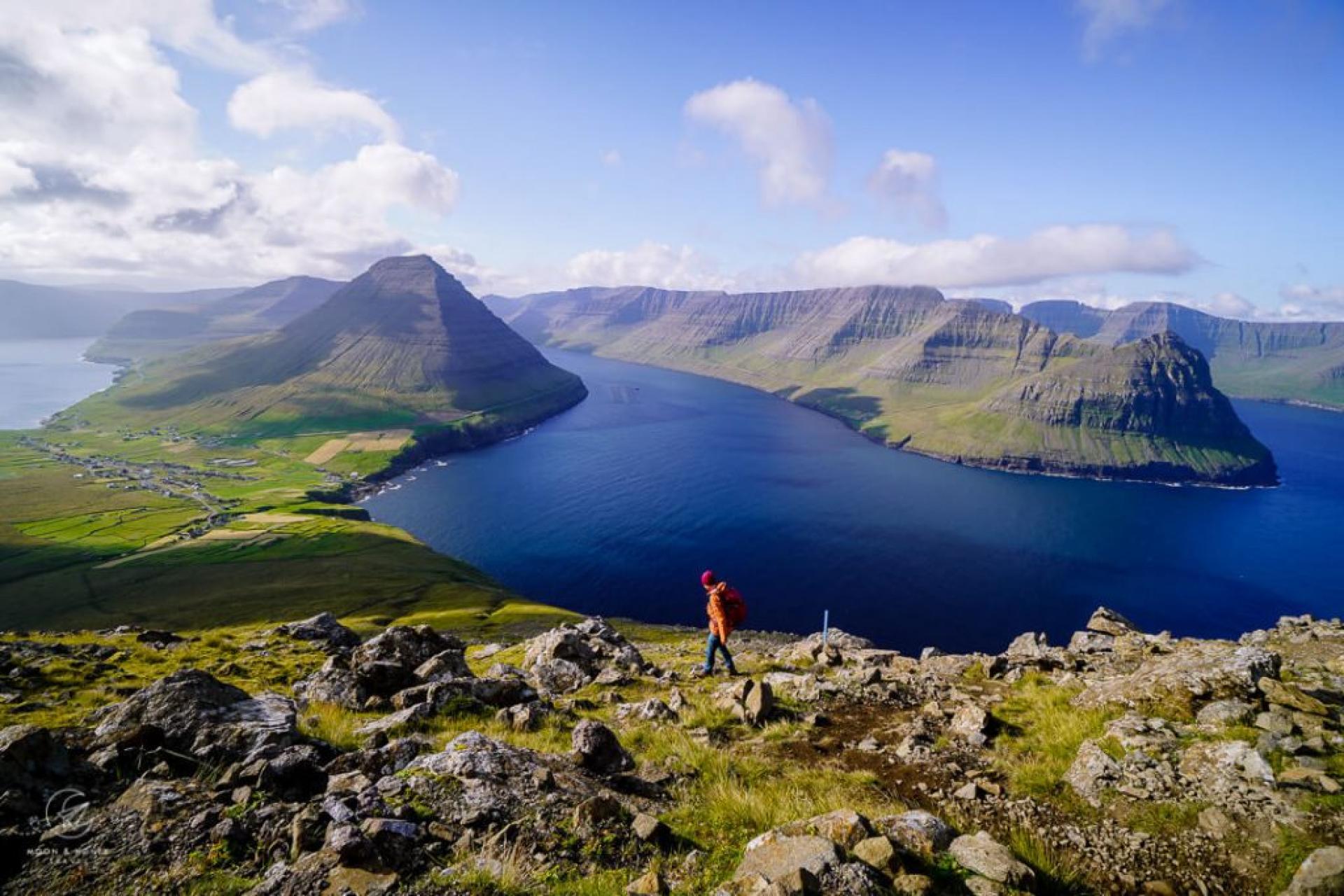 Thumbnail of - Guest article: Moon Honey Travel
Hiking in the Faroe Islands