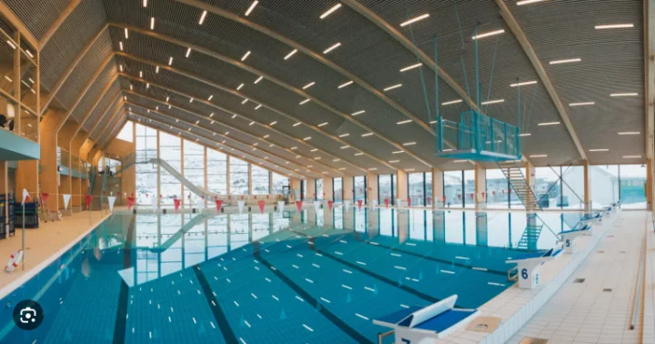 Bylgjan Swimming pool