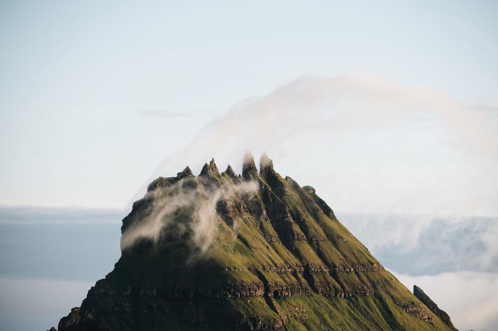 Tindhólmur islet where all five 'peaks' are visible.