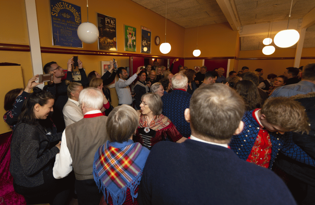 Faroese chain dance as part of the cultural entertainment at the annual Visit Faroe Islands famshop Sjónleikahúsið